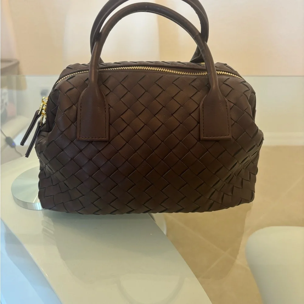 Elegant Brown Woven Vegan Handbag